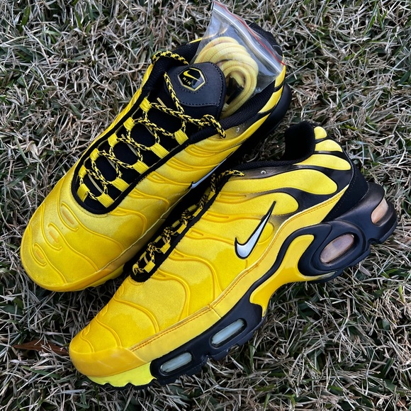 RARE Nike Air Max Plus Yellow Frequency Pack size Shoes